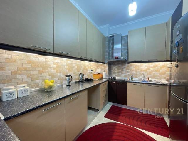 Tirane, shitet apartament 2+1+BLK Kati 1, 124 m² 186.000 Euro