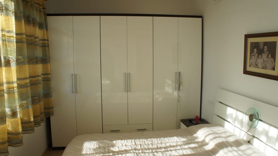 Tirane, jepet me qera apartament 1+1+Ballkon Kati 7, 68 m² 650 € (Rr. E Bogdaneve)