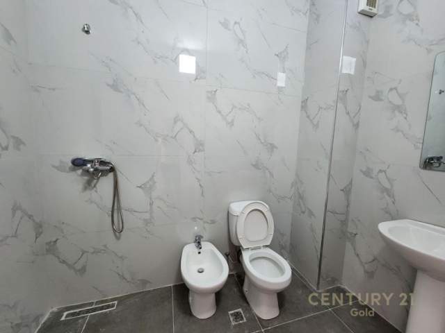 Tirane, shitet apartament 2+1+BLK Kati 2, 90 m² 130.000 Euro (Rruga e Zallit)