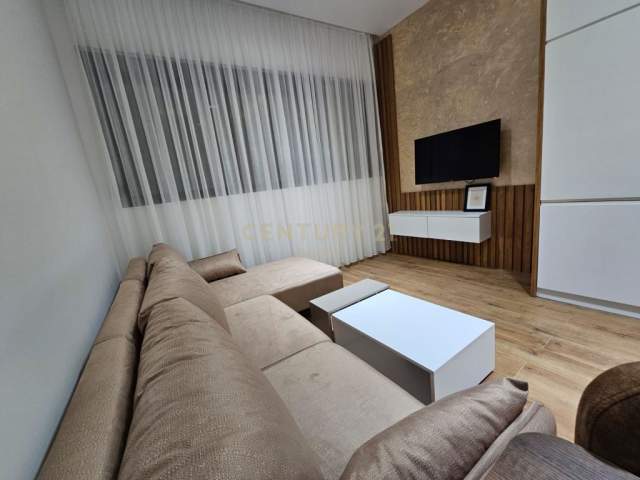 Tirane, jepet me qera apartament Kati 13, 55 m² 550 Euro (Tirana, Albania)