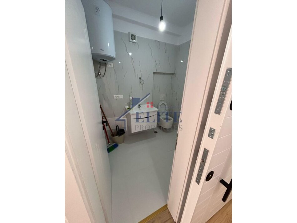 Tirane, shitet garsonier Kati 5, 40 m² 85.000 € (Xhamia e Tabakeve)