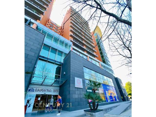 Tirane, jepet me qera apartament Kati 12, 120 m² 900 Euro (Tirana, Albania)