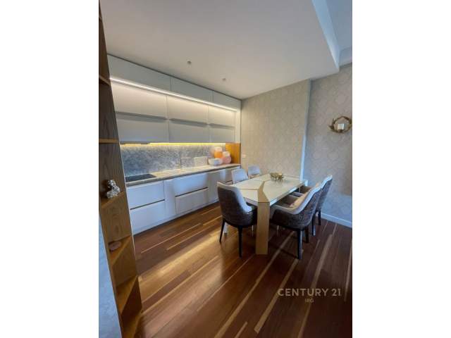 Tirane, jepet me qera apartament Kati 7, 88 m² 1.100 Euro (Park Gate Tirana, Albania)
