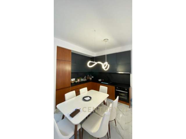Tirane, shitet apartament 1+1 Kati 2, 80 m² 155.000 Euro (Rruga e Dibres)