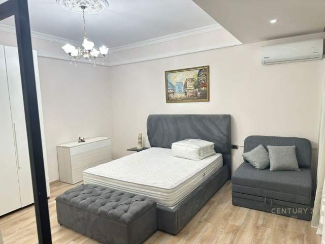 Tirane, jepet me qera apartament Kati 3, 110 m² 750 Euro (Myslym Shyri Tirana, Albania)