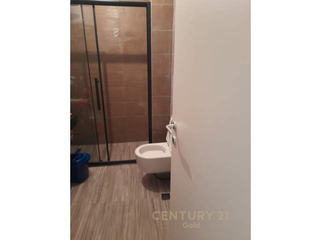 Tirane, jap me qera zyre Kati 2, 95 m² 750 Euro (tefta tashko)