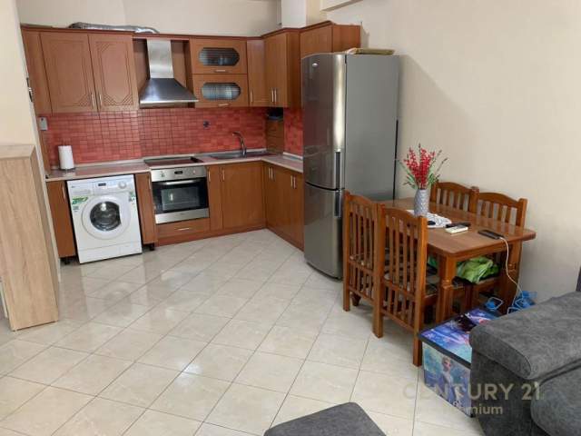 Tirane, shitet apartament 1+1+BLK Kati 5, 56 m² 93.000 Euro (Ndre Mjeda)