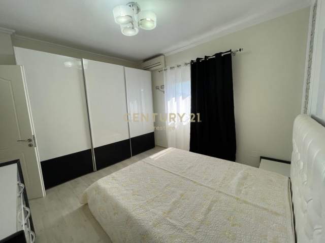 Tirane, shitet apartament 2+1 Kati 10, 95 m² 125.000 Euro