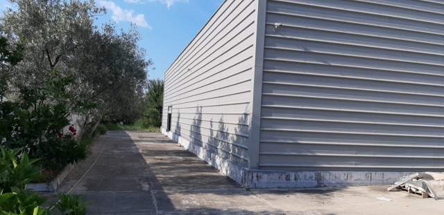 Tirane, shes magazine Kati 1, 2.500 m² 700.000 Euro (Rruga dytsore Kashar)