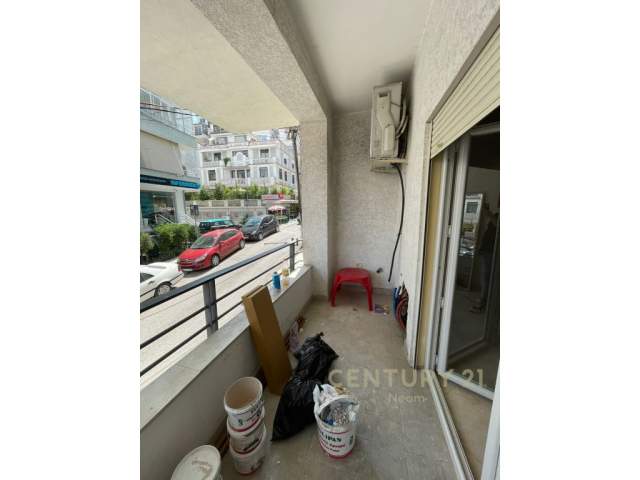 Tirane, shitet apartament 2+1+A+BLK Kati 1, 122.000 Euro (Bill Klinton)