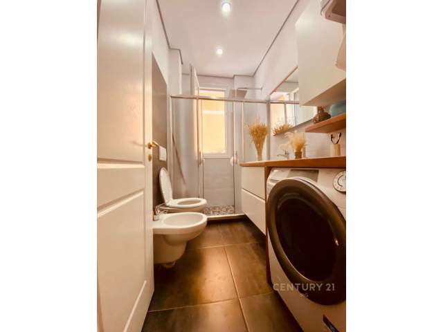 Tirane, shitet apartament 2+1+BLK Kati 1, 90 m² 160.000 Euro (Hamdi Garunja)