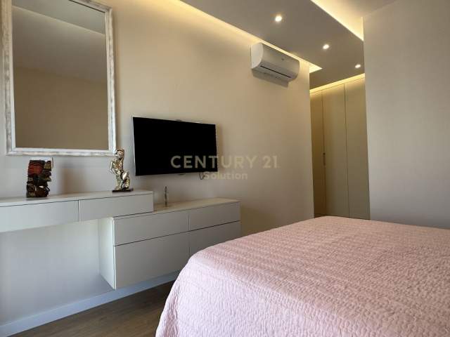 Tirane, jepet me qera apartament 3+1+BLK Kati 2, 125 m² 1.500 Euro