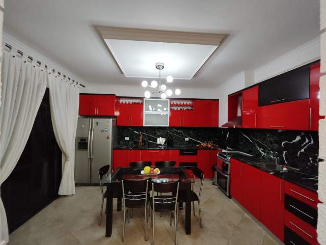 Tirane, jepet me qera apartament 3+1+A+BLK Kati 5, 160 m² 650 Euro (selite)