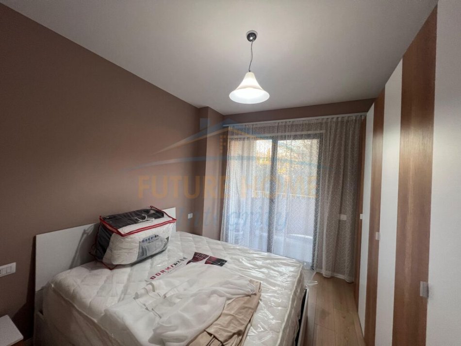 Tirane, jepet me qera apartament 1+1 Kati 2, 68 m² 600 € (Sadik Petrela)