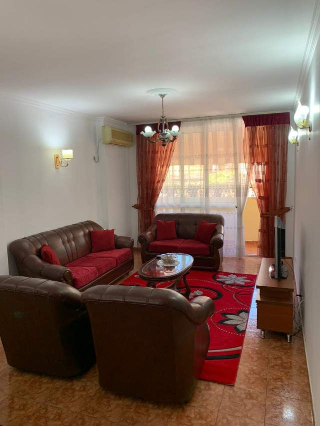 Tirane, jepet me qera apartament 2+1+BLK Kati 2, 122 m² 500 Euro (Hime Kolli)
