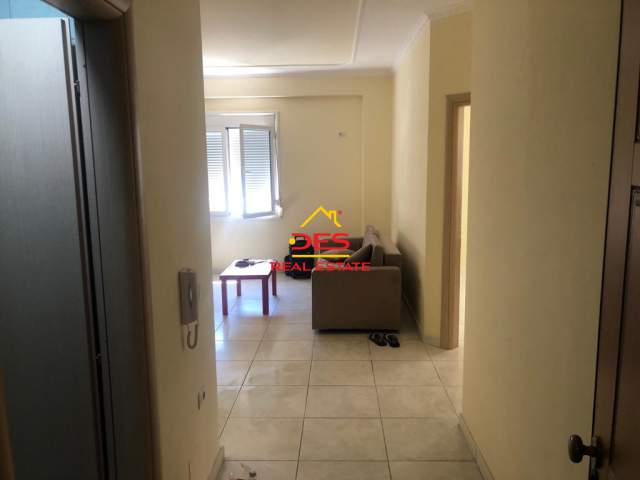 Vlore, shitet apartament 1+1+BLK Kati 4, 83 m² 110.000 Euro (Lungomare,Vlore)