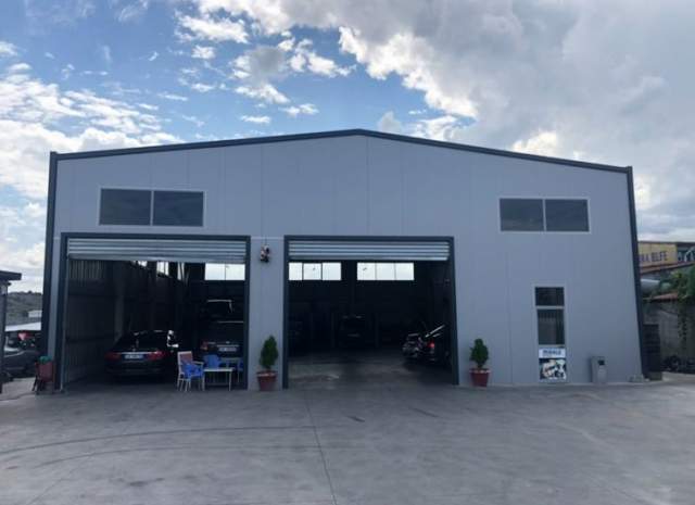 Tirane, jepet me qera ambjent biznesi Kati 0, 390 m² 1.700 Euro (Autostrada Tirane-Durres)
