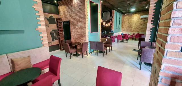 Tirane, shes bar-kafe Kati 0, 150 m² 213.000 Euro (Ndre Mjeda afer Kontaktit)