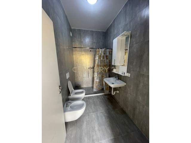 Tirane, shitet apartament 1+1 Kati 2, 56 m² 67.000 Euro