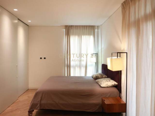 Tirane, jepet me qera apartament 2+1+A+BLK Kati 8, 101 m² 900 Euro