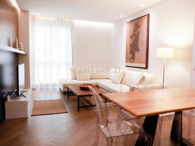 Tirane, jepet me qera apartament 2+1+A+BLK Kati 8, 101 m² 900 Euro