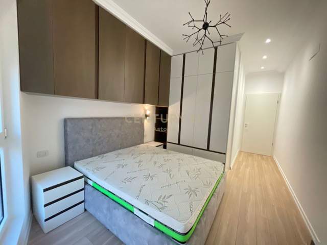 Tirane, jepet me qera apartament 2+1+A+BLK Kati 8, 780 Euro
