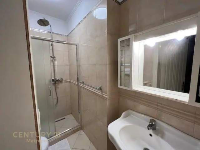 Tirane, jepet me qera apartament 2+1+A+BLK Kati 11, 118 m² 800 Euro (Fair Konica)