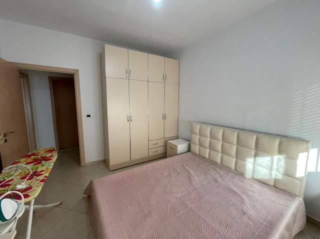 Tirane, jepet me qera apartament 1+1+BLK Kati 6, 70 m² 330 Euro