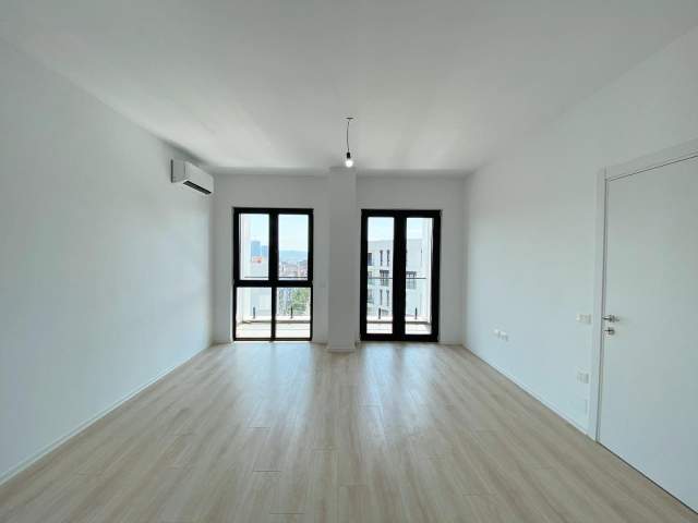 Tirane, jepet me qera apartament 3+1+BLK Kati 11, 125 m² 550 Euro (Rruga e Dibres)
