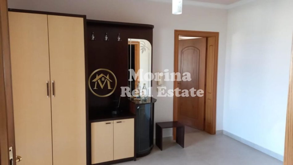 Tirane, jepet me qera shtepi 2+1 Kati 2, 120 m² 450 € (Liqeni i Thate)