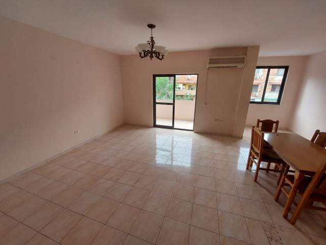 Shitet Apartament 2+1+2 tek Harry Fultz 128 m² 125.000 Euro