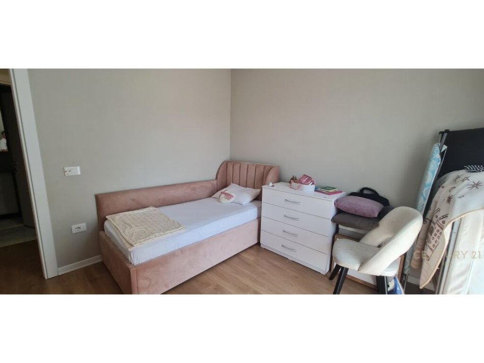 Tirane, shitet 2+1+Ballkon Kati 6, 77 m² 147.000 € (Ne zonen e Selites, te ish Qyteti i Nxenesve)