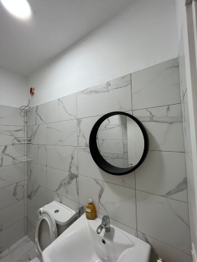 Tirane, jepet me qera apartament 1+1 Kati 7, 420 € 