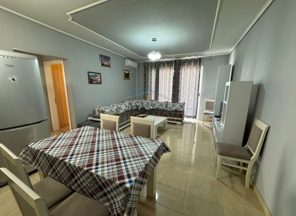 Tirane, shitet apartament 2+1+Ballkon Kati 2, 93 m² 140.000 € (Kodra e Diellit)