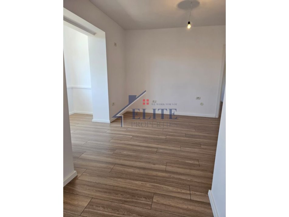 Tirane, shitet apartament 1+1 Kati 5, 70 m² 135.000 € (Xhamia e Tabakeve)