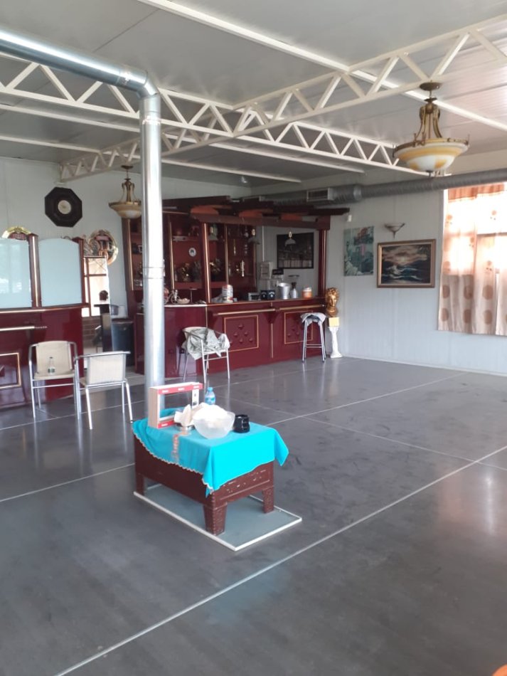 Tirane, jepet me qera Kati 0, 450 m² 1.400 € (Yzberisht)