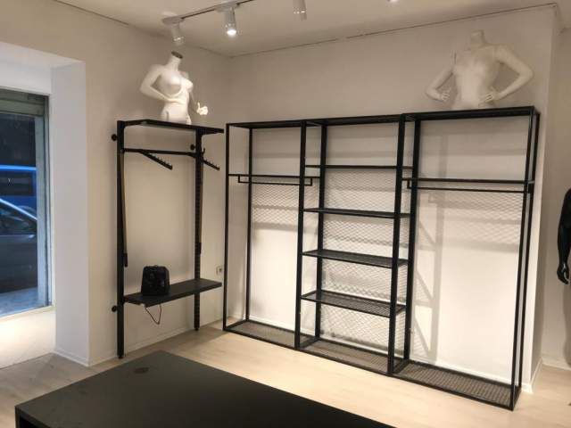 Tirane, jepet me qera ambjent biznesi 57 m² 60.000 Leke