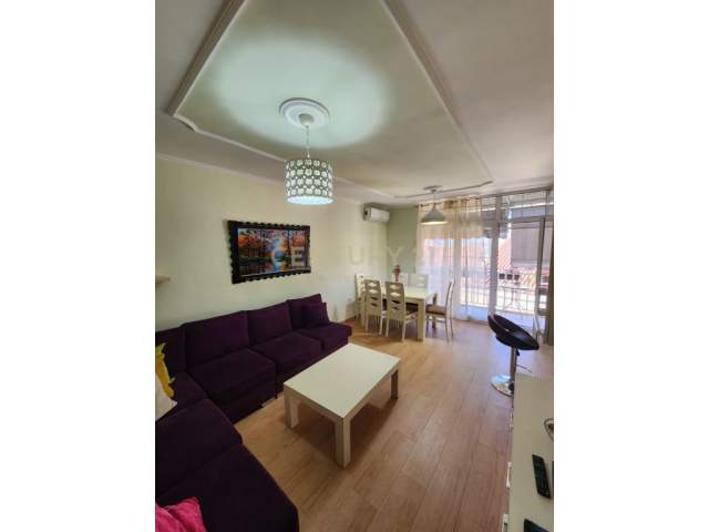 Tirane, jepet me qera apartament 2+1+BLK Kati 4, 74 m² 500 Euro (Ferit Xhajko)