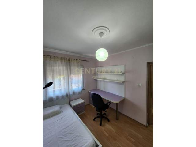 Tirane, jepet me qera apartament 2+1+BLK Kati 4, 74 m² 500 Euro (Ferit Xhajko)