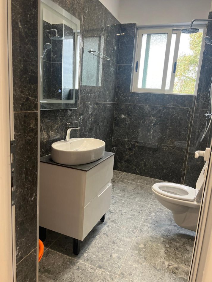 Tirane, shitet apartament 1+1 Kati 4, 49 m² 125.000 € (Rruga e Durresit)