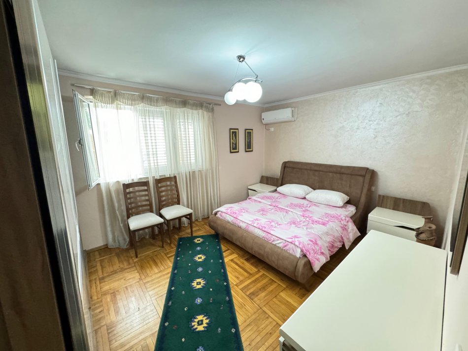 Tirane, jepet me qera apartament 2+1 Kati 5, 85 m² 500 € (21 dhjetori)