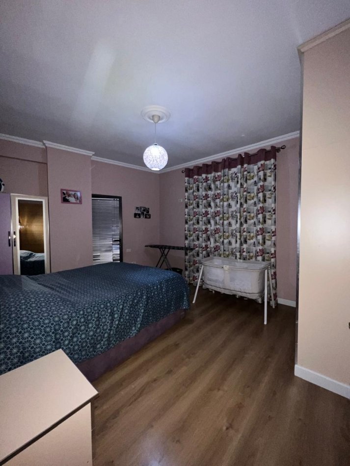 Tirane, jepet me qera apartament 2+1 Kati 6, 70 m² 500 € (bulevardi ri,kashar)