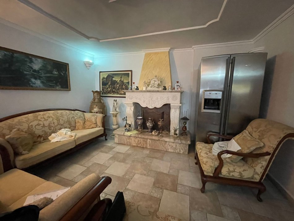 Tirane, shes apartament 3+1+Aneks Kati 5, 155 m² 160.000 € (ALI DEM)