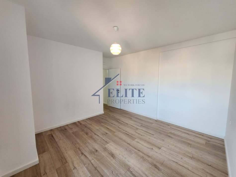 Tirane, shitet apartament 1+1+Ballkon Kati 8, 76 m² 147.000 € (Zogu i Zi)