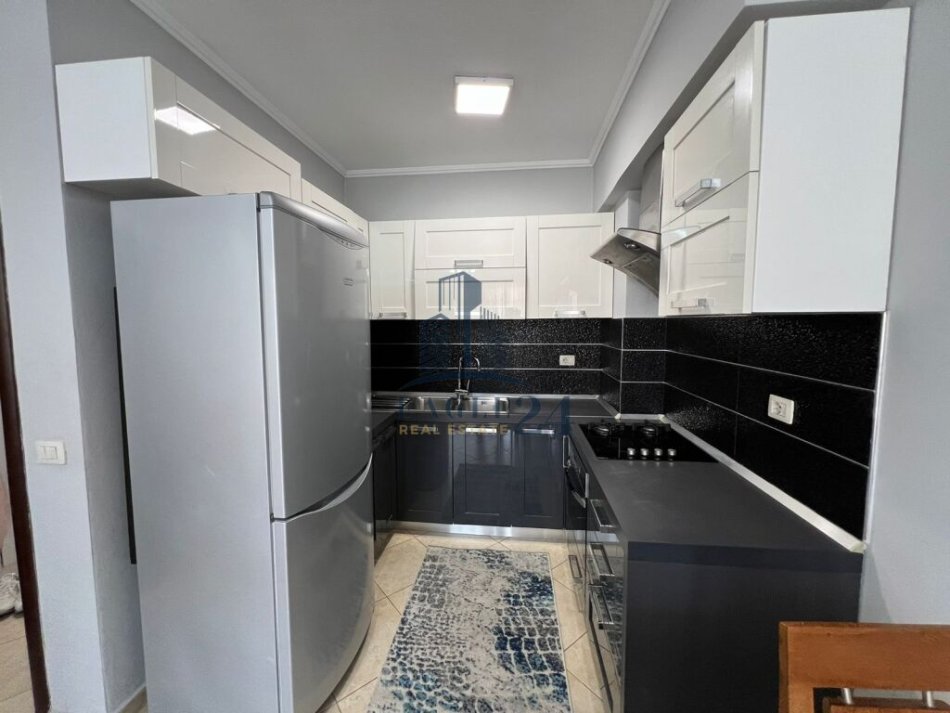 JEPET ME QERA APARTAMENT 1+1 NE DON BOSKO PRANE VIVA MARKET