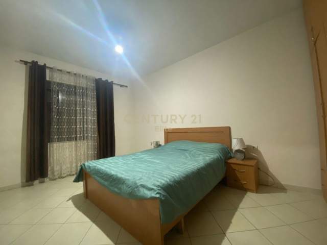 Tirane, jepet me qera apartament 2+1 Kati 7, 84 m² 450 Euro (Teodor Keko)