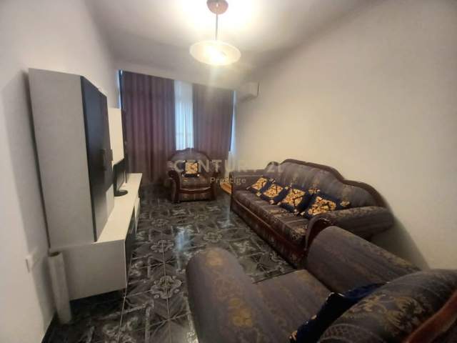 Tirane, jepet me qera apartament 2+1+BLK Kati 3, 90 m² 450 Euro (Ish parku)