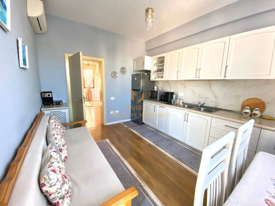 Tirane, shitet apartament 2+1+Aneks+Ballkon Kati 3, 122 m² 210.000 € (vasil shanto)