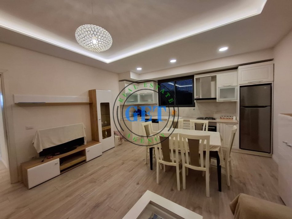 Durres, shitet apartament 2 Katshe , 174 m² 145.000 € 