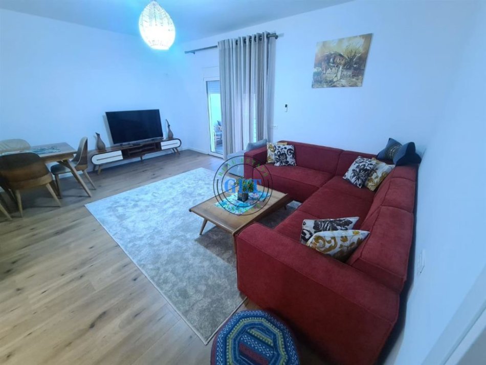 Durres, jepet me qera apartament 1+1 Kati 1, 65 m² 500 € (Plazh Iliria, Durres)